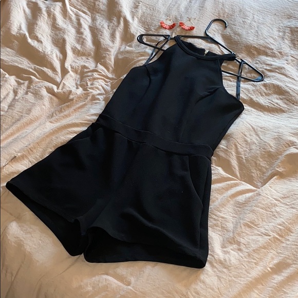 Black shorts romper 🖤 - Picture 2 of 6